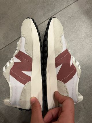 New Balance 327 Bambas Beige/Blanca