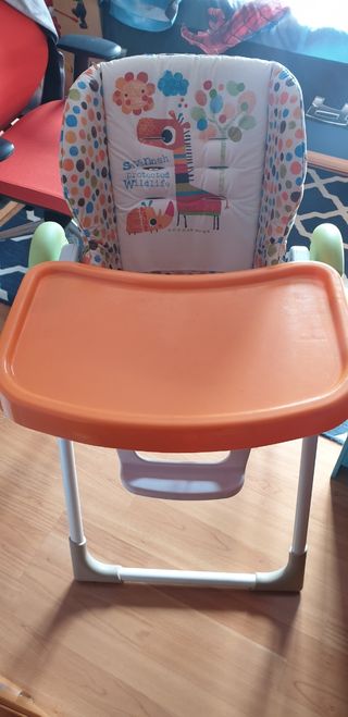 Trona infantil con estampado de animales