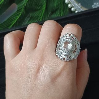 Anillo vintage de cuarzo blanco