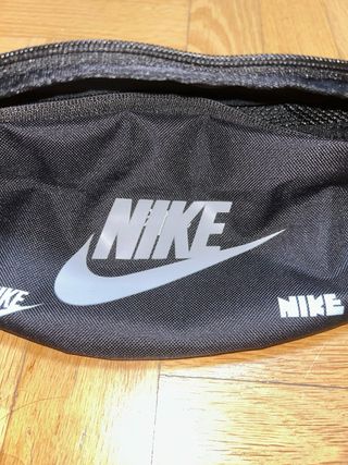 Borsello Nike nero