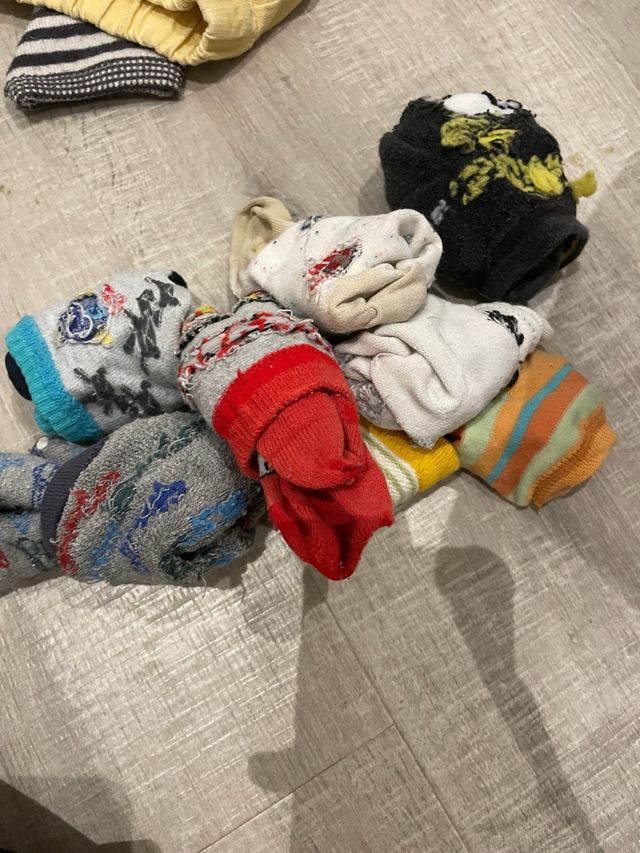 6 prendas ropa de niño de ZARA Talla 3/4.