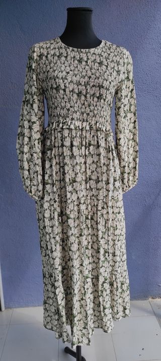 Vestido largo floral verde y blanco