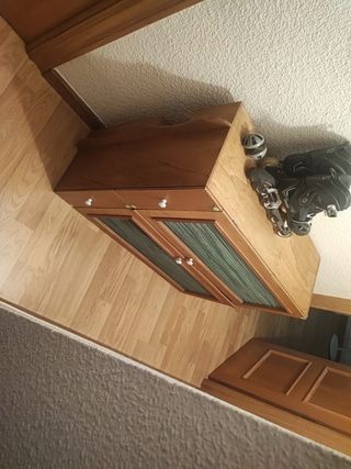 Armario de madera