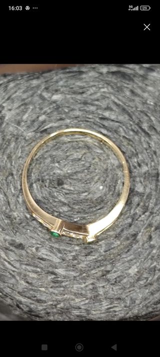 Anillo Oro 18k Esmeraldas y Circonitas