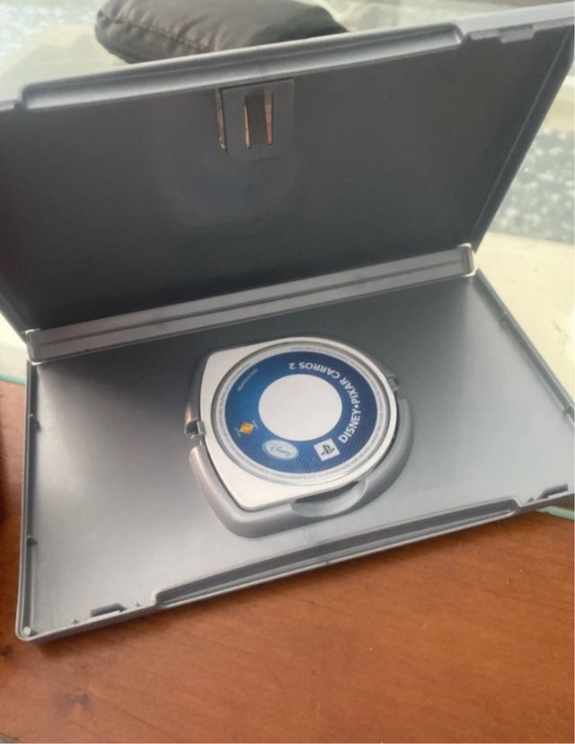 Juego PSP Disney Pixar Cars 2 Carreras