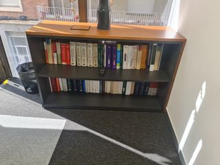 ARMARIO/LIBRERIA PARA SALÓN U OFICINA