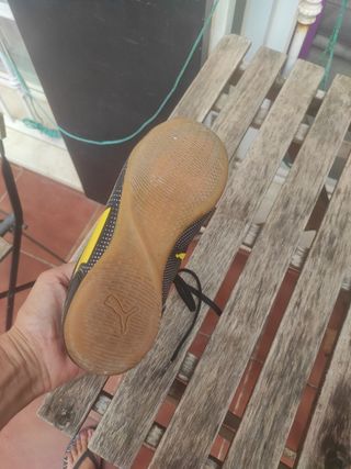 Botas de fútbol Puma negras talla 33