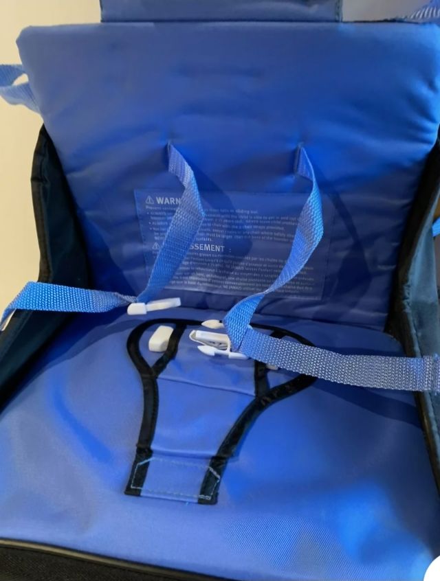 Trona de viaje First Years portátil