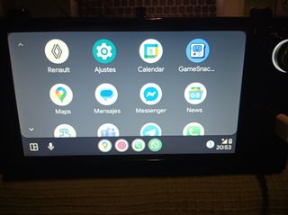 GPS Renault Clio Android Auto Carpley DAB