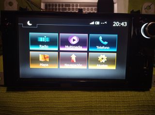 GPS Renault Clio Android Auto Carpley DAB
