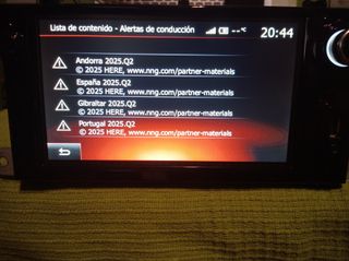 GPS Renault Clio Android Auto Carpley DAB