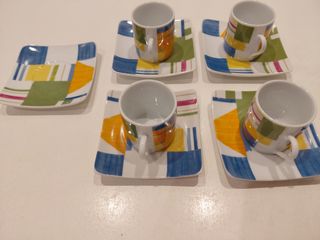 Juego de 4 tazas de café con plato