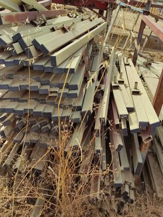 Canastas para puntales y encofrado muro con