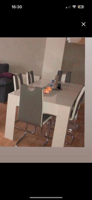 Mesa de comedor y 6 sillas