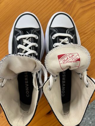 Converse All Star negras altas