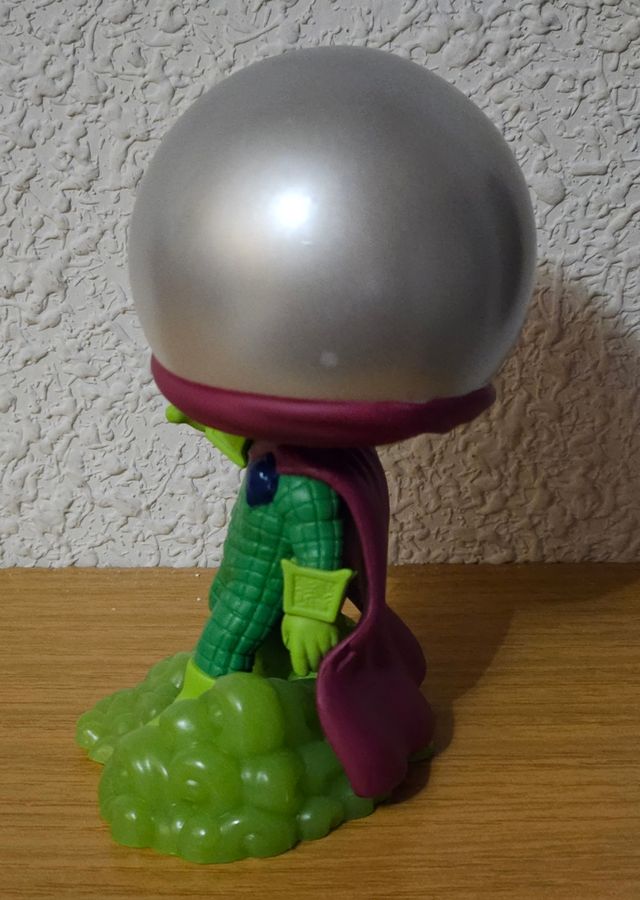 Funko Mysterio, Marvel (si illumina al buio)