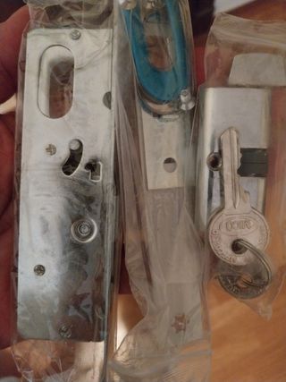 Cerraduras para puertas correderas