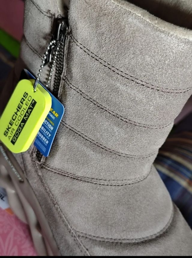 BOTAS SKECHERS -NUEVAS- Suela Good Year ALTA GAMA