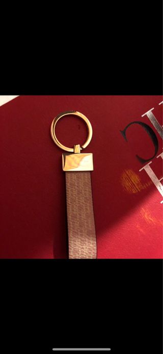 Llavero Carolina Herrera Original Nuevo