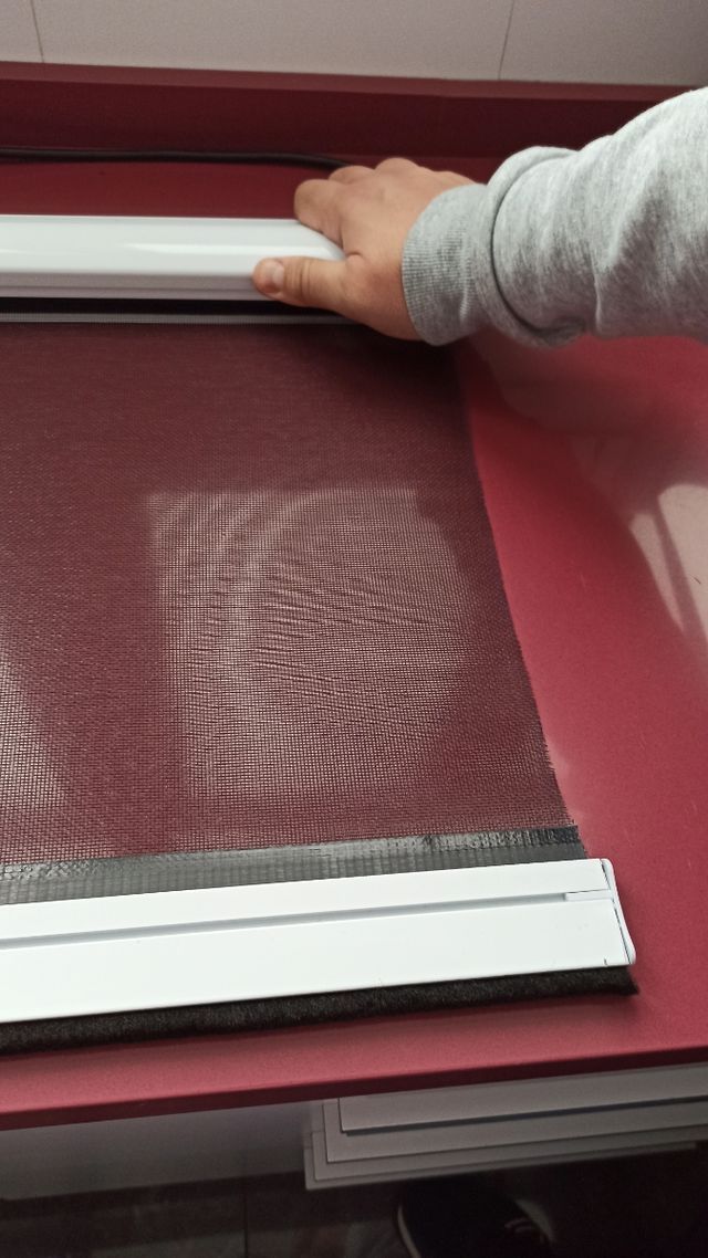 Mosquitera enrollable Artens