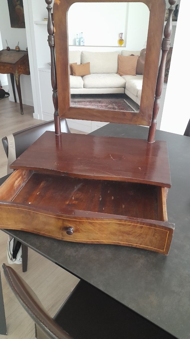 Tocador Isabelino Madera y Cristal