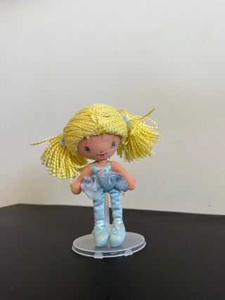 Muñeca peluche Tarta de Fresa Ani Vainilla