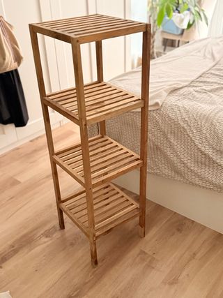 Estantería de madera de 4 niveles