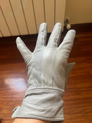 Guantes de cuero grises