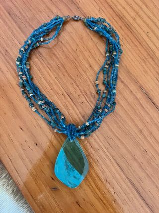 Blusa Blanca Violeta by Mango con Collar