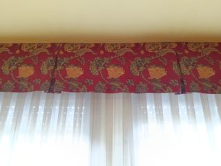 Faldón para cortinas estampado floral