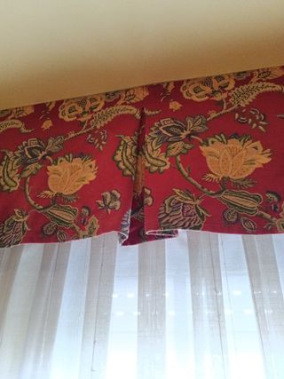 Faldón para cortinas estampado floral