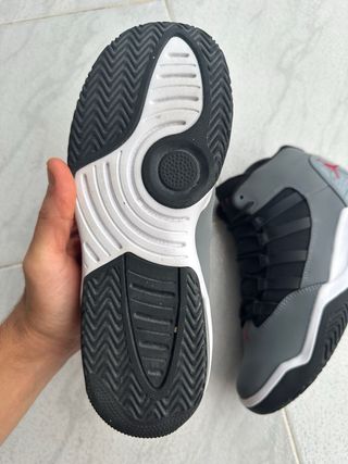 Zapstillas Air Jordan Aura  - 38