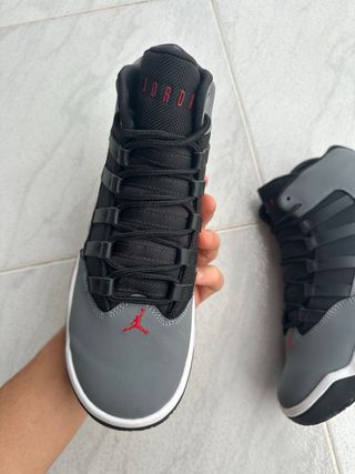 Zapstillas Air Jordan Aura  - 38
