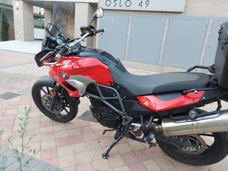 BMW F700GS