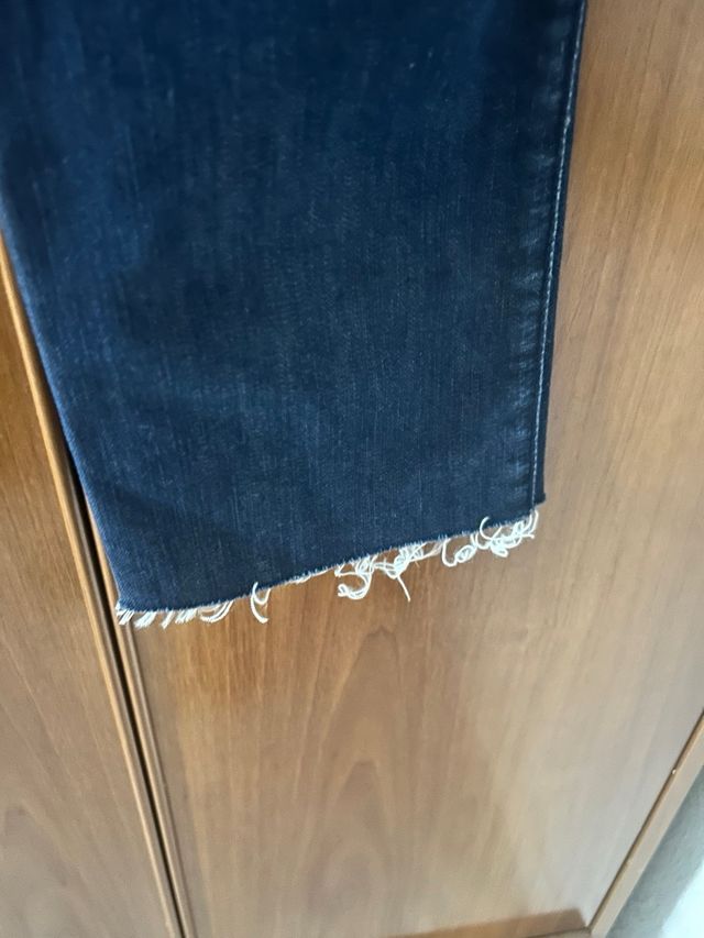 Jeans Mujer GUESS Brittney Boot Talla 27