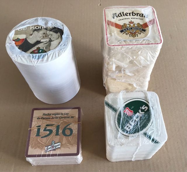 Colección de 330 posavasos de cerveza vintage