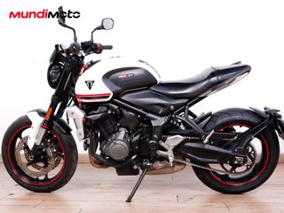 TRIUMPH TRIDENT 660