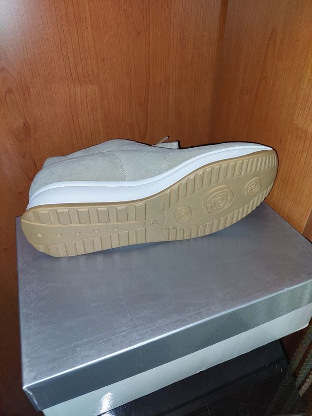 Scarpa donna camoscio sabbia