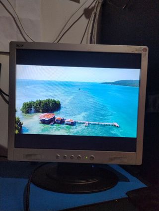 Monitor Acer 17 Plata