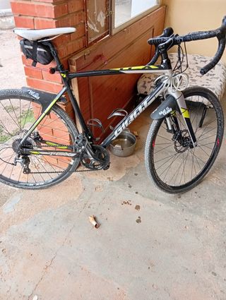 Bicicleta Gravel Giant