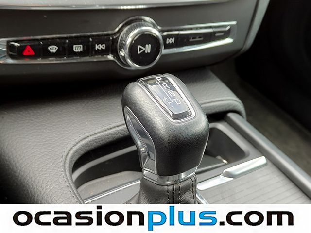 Volvo V90 D4 Momentum Auto 140 kW (190 CV)