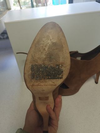 Zapatos de tacón Carolina Herrera ante marrón tall
