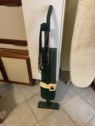 Aspirapolvere Vortex