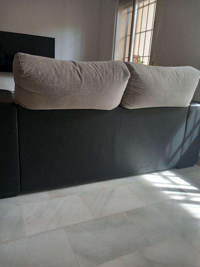 Sofá 2 plazas beige y negro