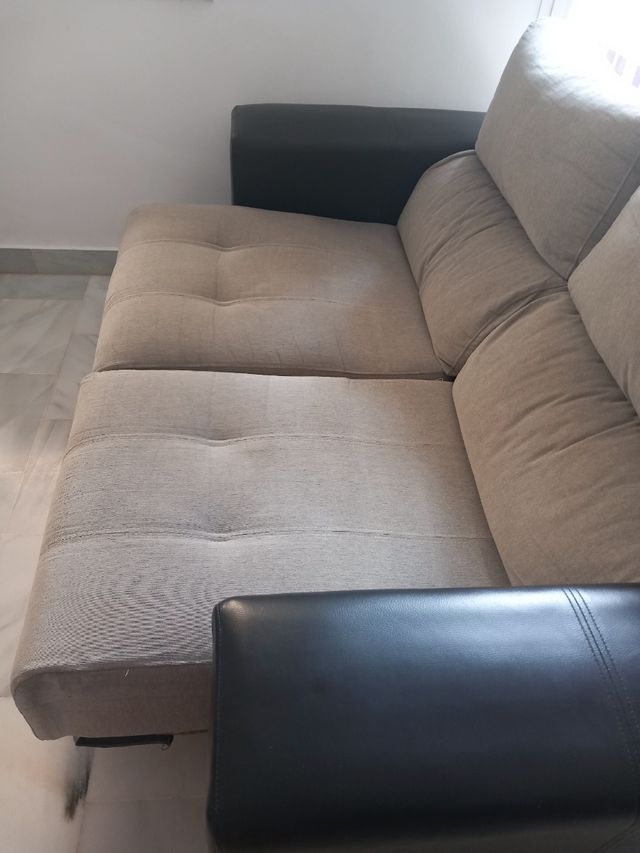Sofá 2 plazas beige y negro