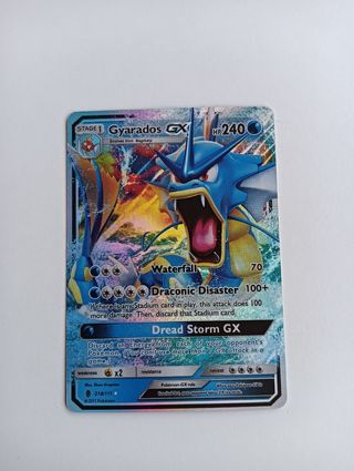 Carta Pokémon Gyarados GX 240 HP
