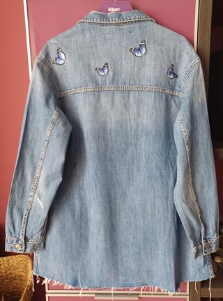 Cazadora vaquera oversize H&M customizada T. M