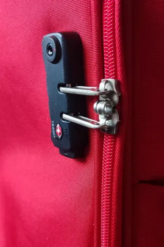 Maleta Delsey París Roja