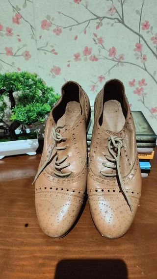 Zapatos de vestir de cuero para mujer