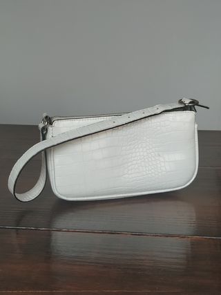 Bolso blanco Stradivarius